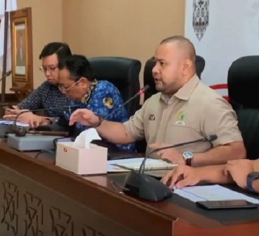 Ketua Serikat Buruh
