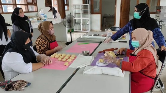 Pembuatan Roti dan Kue