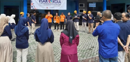 Simulasi Evakuasi Bencana Gempa Bumi