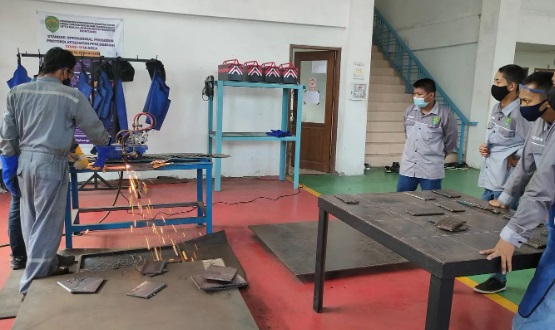Pelatihan Teknik Las