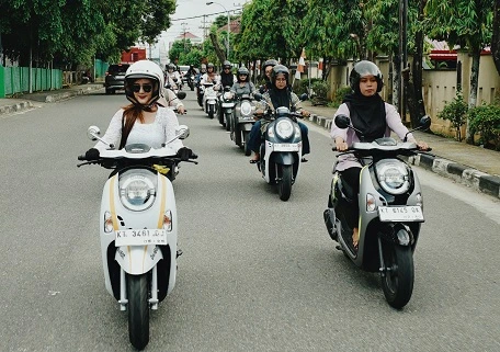 Scoopy Velocreativity