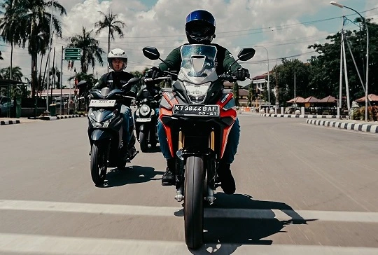 Jangan Diabaikan! Begini Perawatan Ban Motor Versi Astra Motor