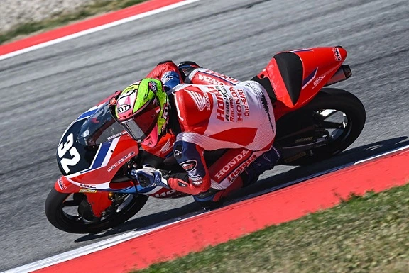 Pebalap Muda Indonesia Menggebrak Eropa, Ramadhipa Tembus Papan Atas Moto3 Junior