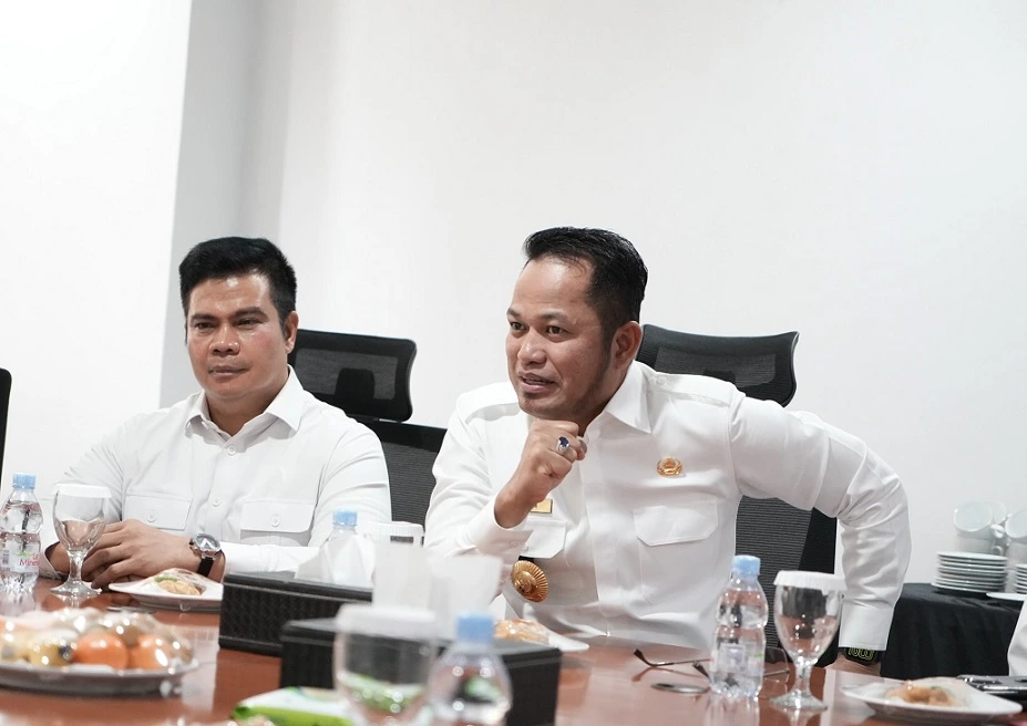Kaltim Gaspol Wujudkan 100 Persen Desa Berlistrik PLN