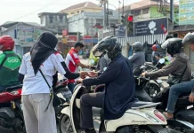 Karhutla Kaltim, 11.200 Masker dan 560 Oksigen Dibagikan di Samarinda Karhutla Kaltim, 11.200 Masker dan 560 Oksigen Dibagikan di Samarinda
